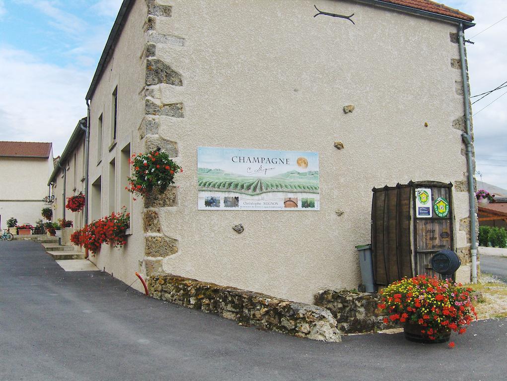 La Boulonne Villa Festigny  Room photo