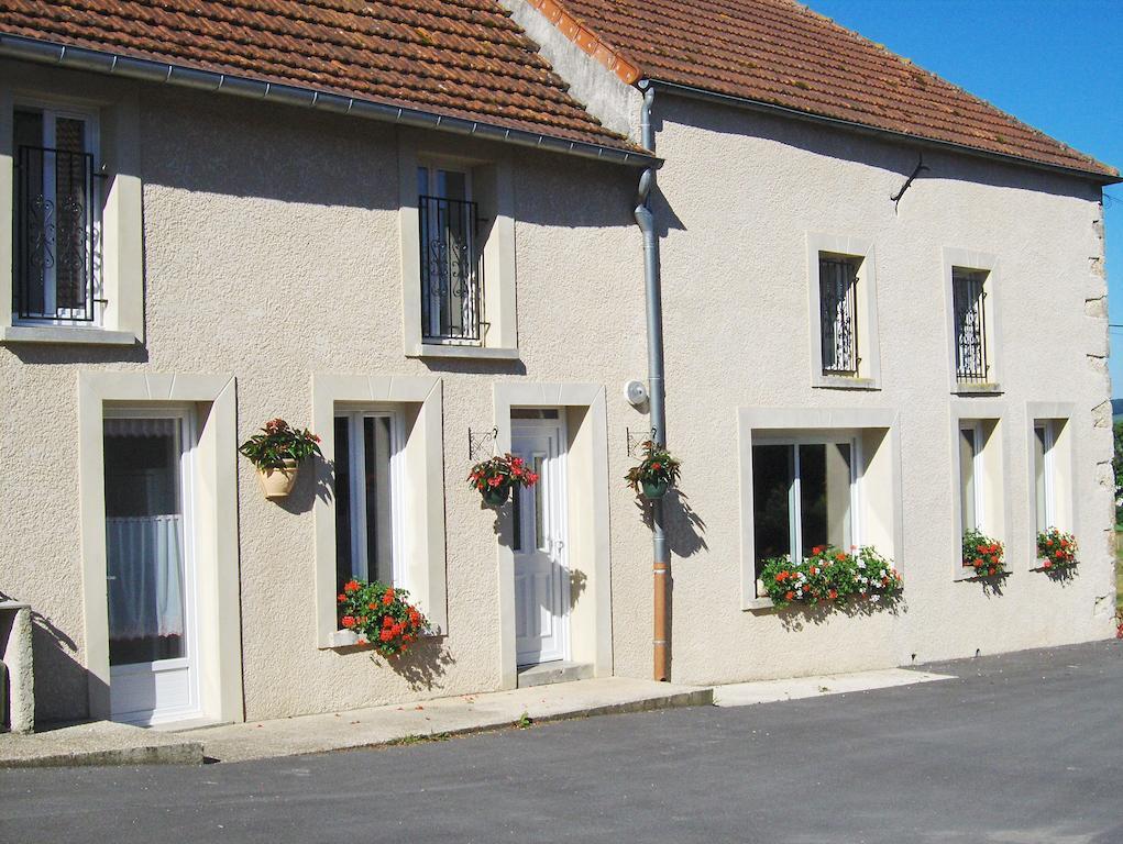 La Boulonne Villa Festigny  Room photo